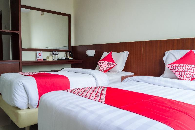 Aviari Hotel Batam Exterior photo