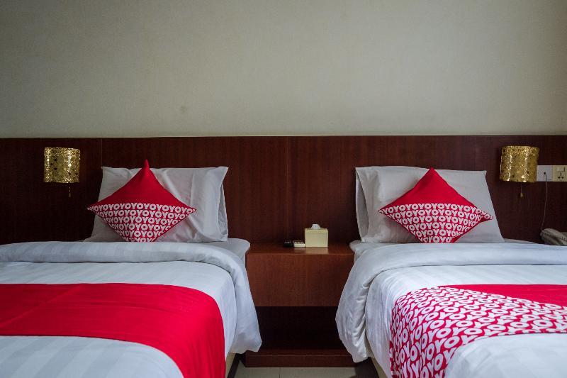 Aviari Hotel Batam Exterior photo